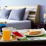 Golden Guesthouse By The Beach Cha Am