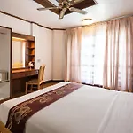 Seashore Pattaya Resort