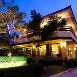 Bacchus Home Resort