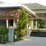 Al\'S Resort