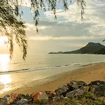 Koh Jum Beach Villas \
