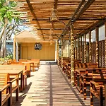 Bangsaen Heritage Hotel