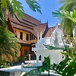 Villa Chaya