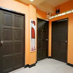 Orange Hotel