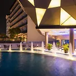 Rodina Beach Hotel