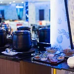 Rodina Beach Hotel