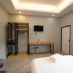 Chillax Khaosok Hostel - Sha Certified