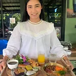 บ้านสวนทิวภูผาวัดเจดีย์ไอ้ไข่