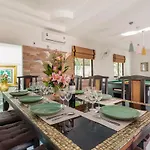 Madee Villa - Pattaya Holiday House Walking Street 6 Bedrooms