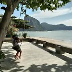 Sea Sand House Resort