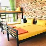 Saeng Tai Amphawa