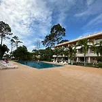 Villa Blanca Hotel & Restaurant
