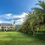Chateau De Khaoyai Hotel & Resort