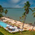 Coconut Grove Resort