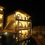 White Pearl Village