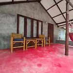 Bananas Resort & Restaurant