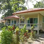 Baansukjai Bungalows