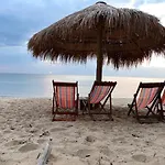 O Little Tent De Koh Chang