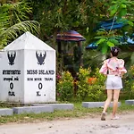 Pawapi Beach Resort Koh Mook