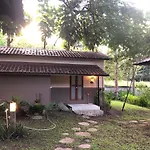Bannamhoo Bungalows