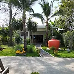 Sunset Resorts And Bar