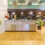 De Lux Bangkok Hotel