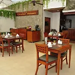 Salathai Resort