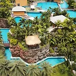 Laguna Beach Resort 3 Maldives Luxe