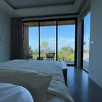 Villa Nour - 3 Bedroom Sea View Pool Villa In Srithanu