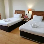 Morakot Twin Chumphon