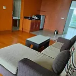 Uniland Golf & Resort