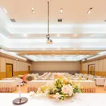 Uniland Golf & Resort