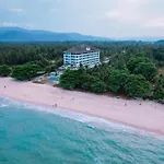 Khanom Golden Beach Hotel