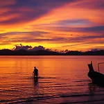 Modern Sunset Sea House Lam Sai
