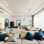 Sea Season Pool Villa Pattaya
