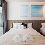 Sea Season Pool Villa Pattaya