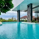 Tonaoi Grand Hotel