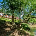 Khao Sok River Home Resort
