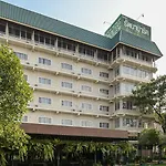 Rattana Park Hotel