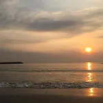 Chao Sam Ran Pool Villa Phetchaburi หาดเจ้าสำราญ เพชรบุรี ราคาสำหรับ 8 ท่าน