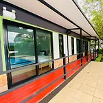 Baan Suan Khun Yaiy