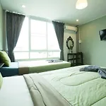 White Monkey Guesthouse