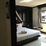 The Bird Cage Patong Guesthouse