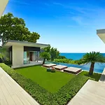 Villa Raku
