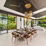 Villa Raku