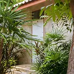 Baansuansabai Phloenpanmai Resort บ้านสวยสบาย เพลินพรรณไม้ รีสอร์ท อัมพวา