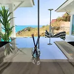 Baankuer Hill Pool Villa