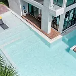 Scenic Seaview 270° Panorama, 2Br Penthouse Viva Patong C701