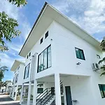Z-Beach Resort