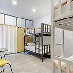 Chill Inn Lipa Noi Hostel And Beach Cafe